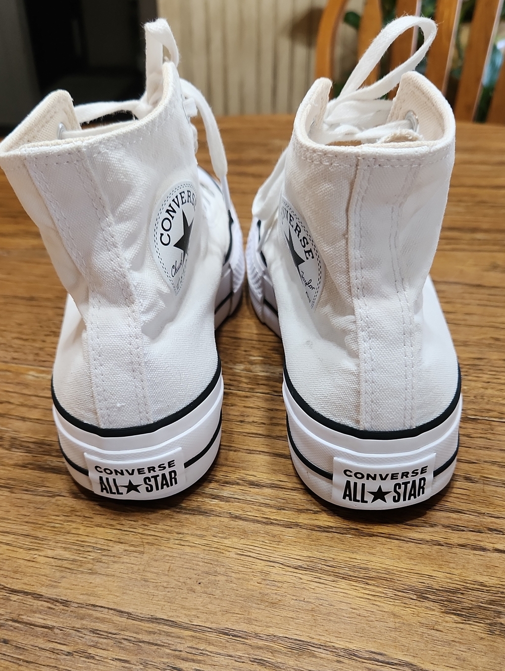 Converse White All Star Hi Top Sneakers Size 7.5 - Picture 4 of 12